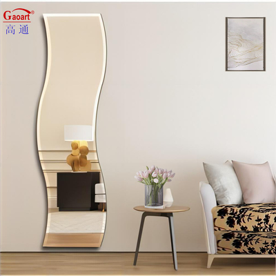Zeitgenössisches Vollkörperkleid Float Glass Design für den Flur Schönheitssalons Hausdekor