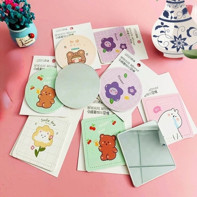 Einfach schickt, das Listing-Mädchen, ein verstellbarer Mini-Dame-Dressettel für jeden Tag.