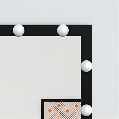 Erleben Sie die ultimative Vanity Makeover mit Hollywood Mirror