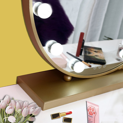 Holen Sie sich die perfekte Beleuchtung für Ihre Schönheitsroutine mit Hollywood Mirror