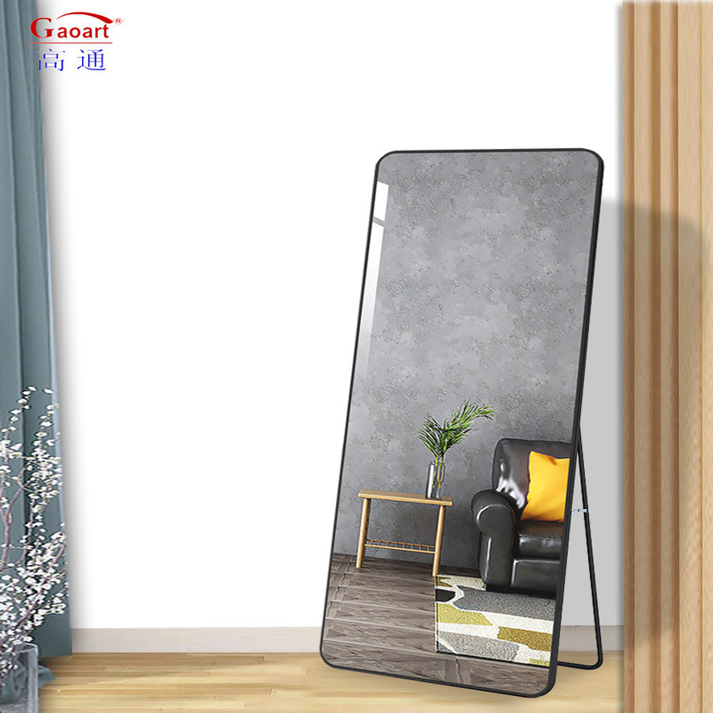 Zeitgenössischer Design-Stil Volllänge Stehspiegel für das Bad Glas Spiegelkörper