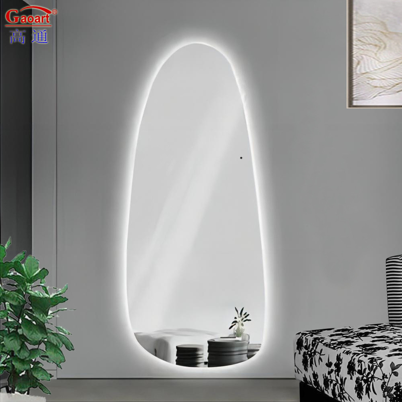 Großer Leuchtglasspiegel für Maillot und Schlafzimmerdekoration in Best Wall