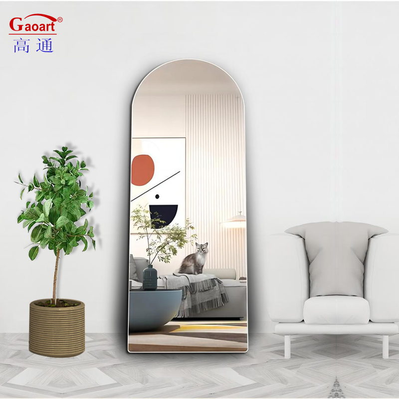 Modernes Design Aluminiumoxid-Rahmen Stehende Wand Badezimmerspiegel für Wohnkultur