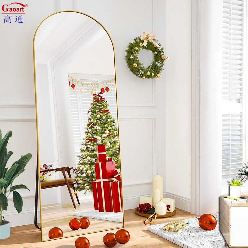 Jeden Tag Moderne Schlafzimmer-Dressing-Design mit großer Bodenlänge Spiegel in Eisenrahmen